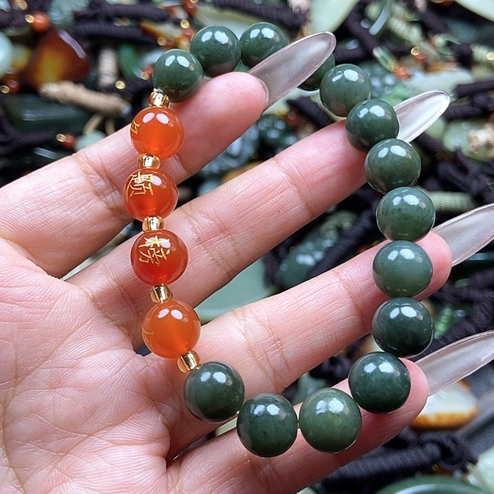 和田玉颈饰未镶嵌