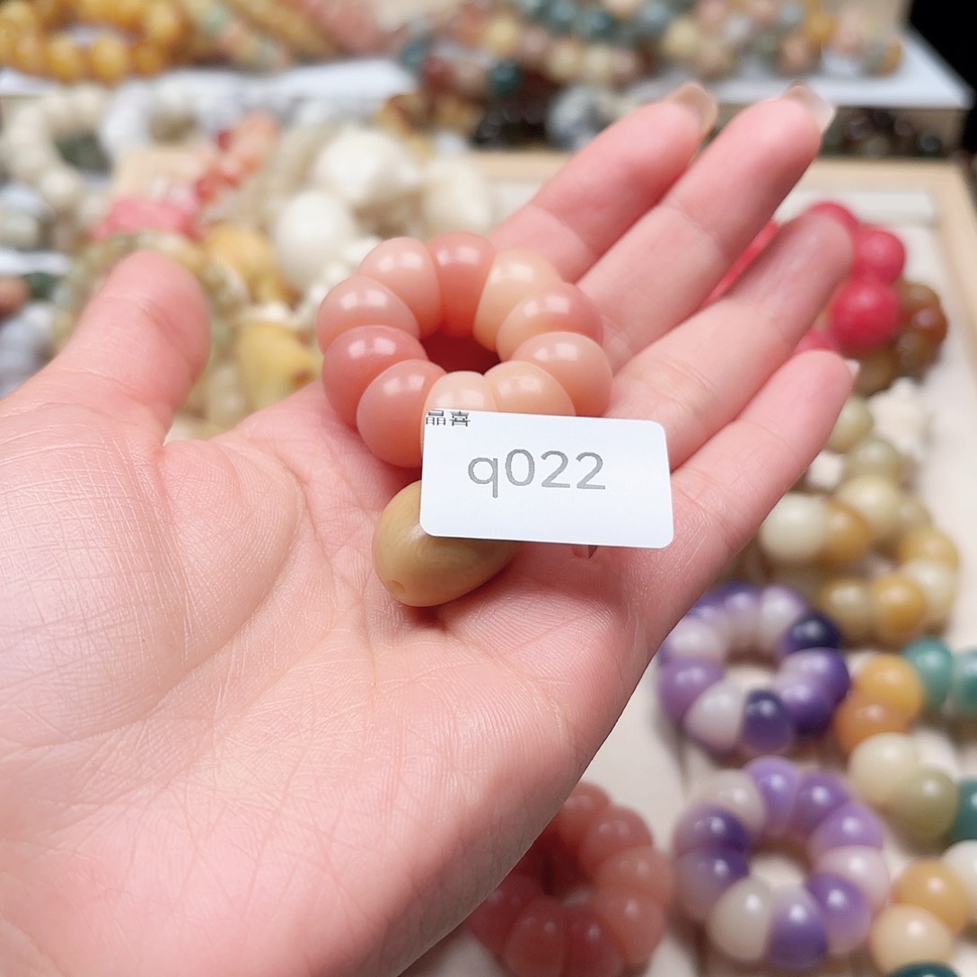菩提根/象牙果吊坠千*美15mm 手捻一个 qo 22