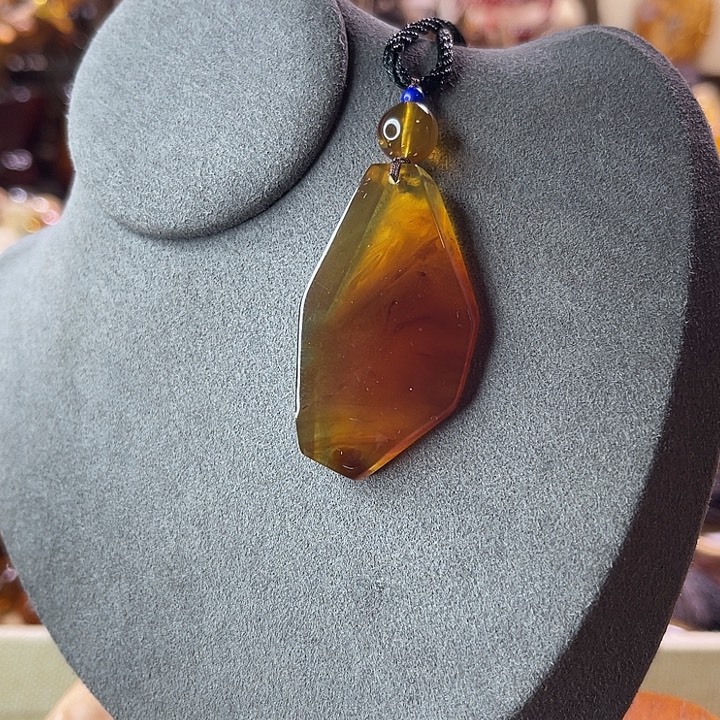 琥珀未镶嵌裸石天然缅甸琥珀