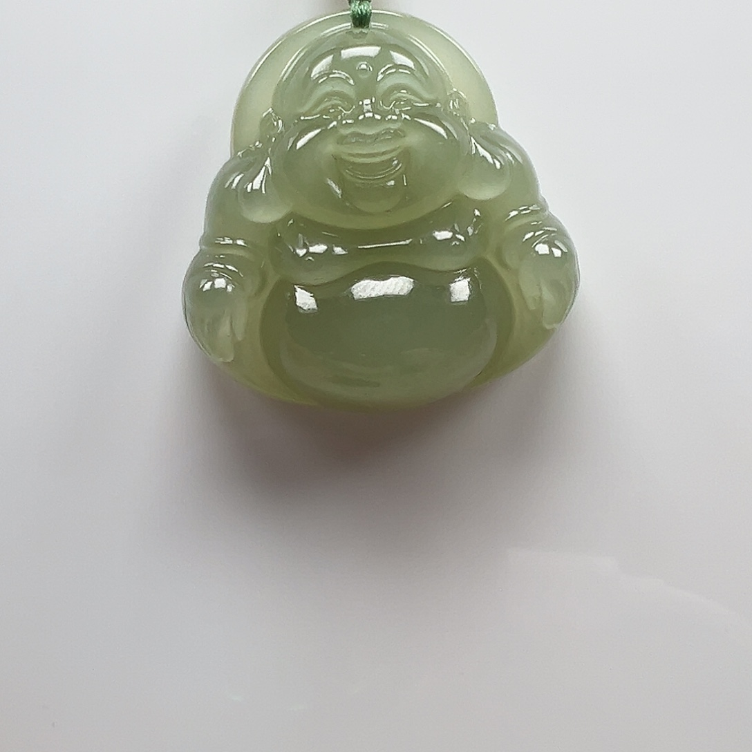 和田玉颈饰未镶嵌雨*