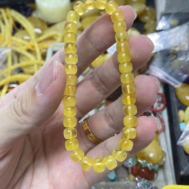 未镶嵌蜜蜡裸石多样性发货