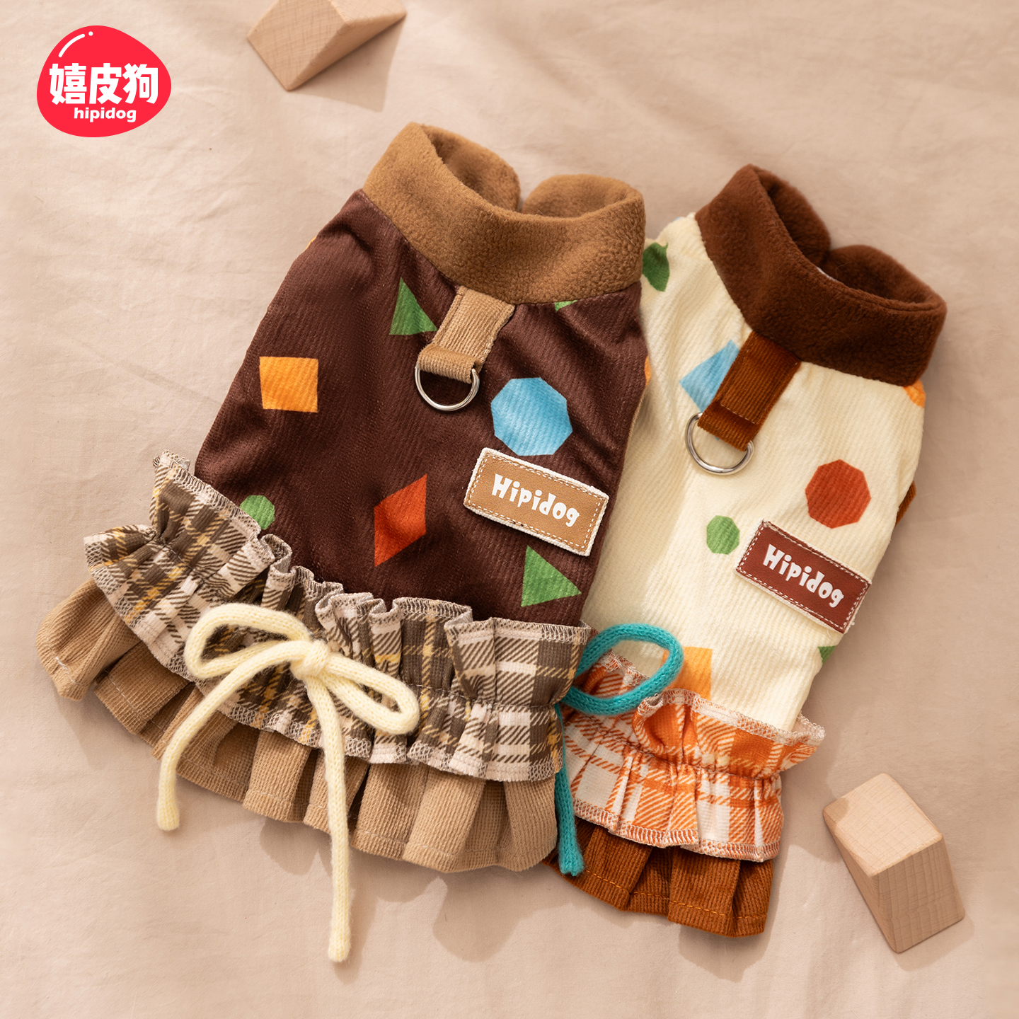 嬉皮狗灯芯绒满印牵引冬裙小型犬比熊泰迪保暖两脚衣猫狗衣服0768