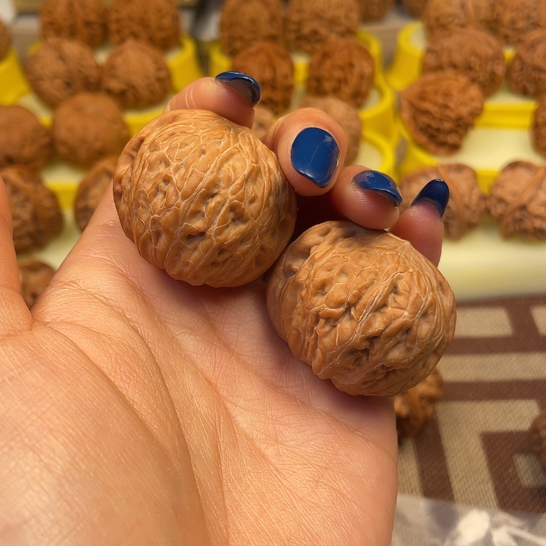 文玩核桃吊坠铁锤