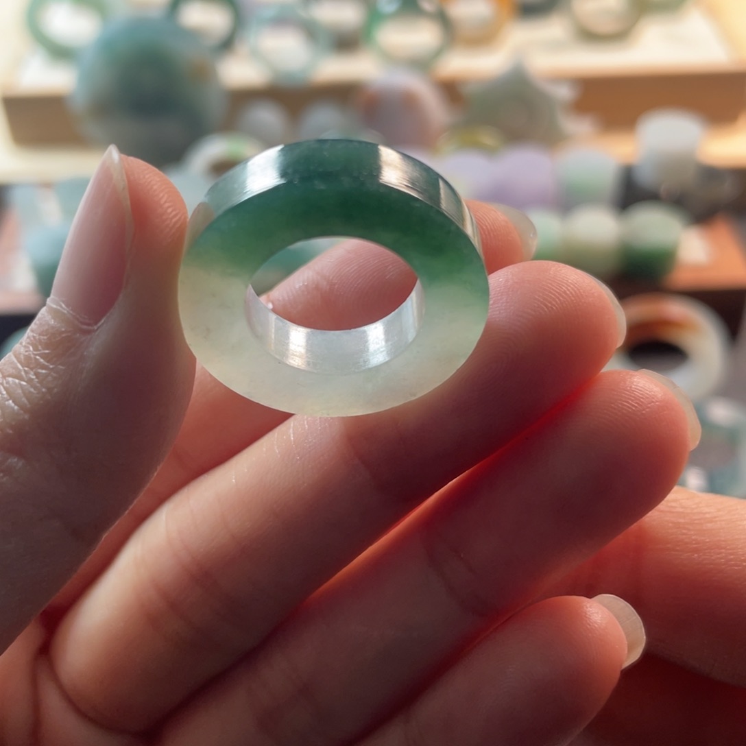 定制翡翠未镶嵌戒指7-15