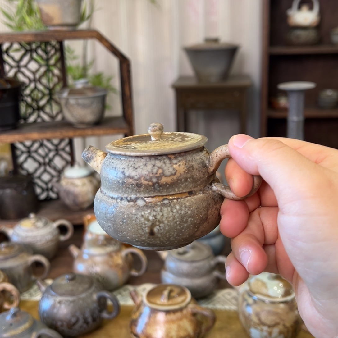 13中白精品葫芦壶