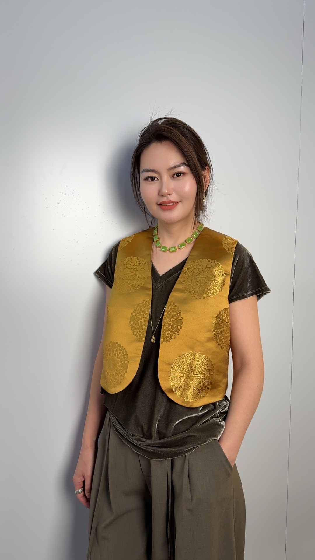 新款金色团花新蒙式马甲