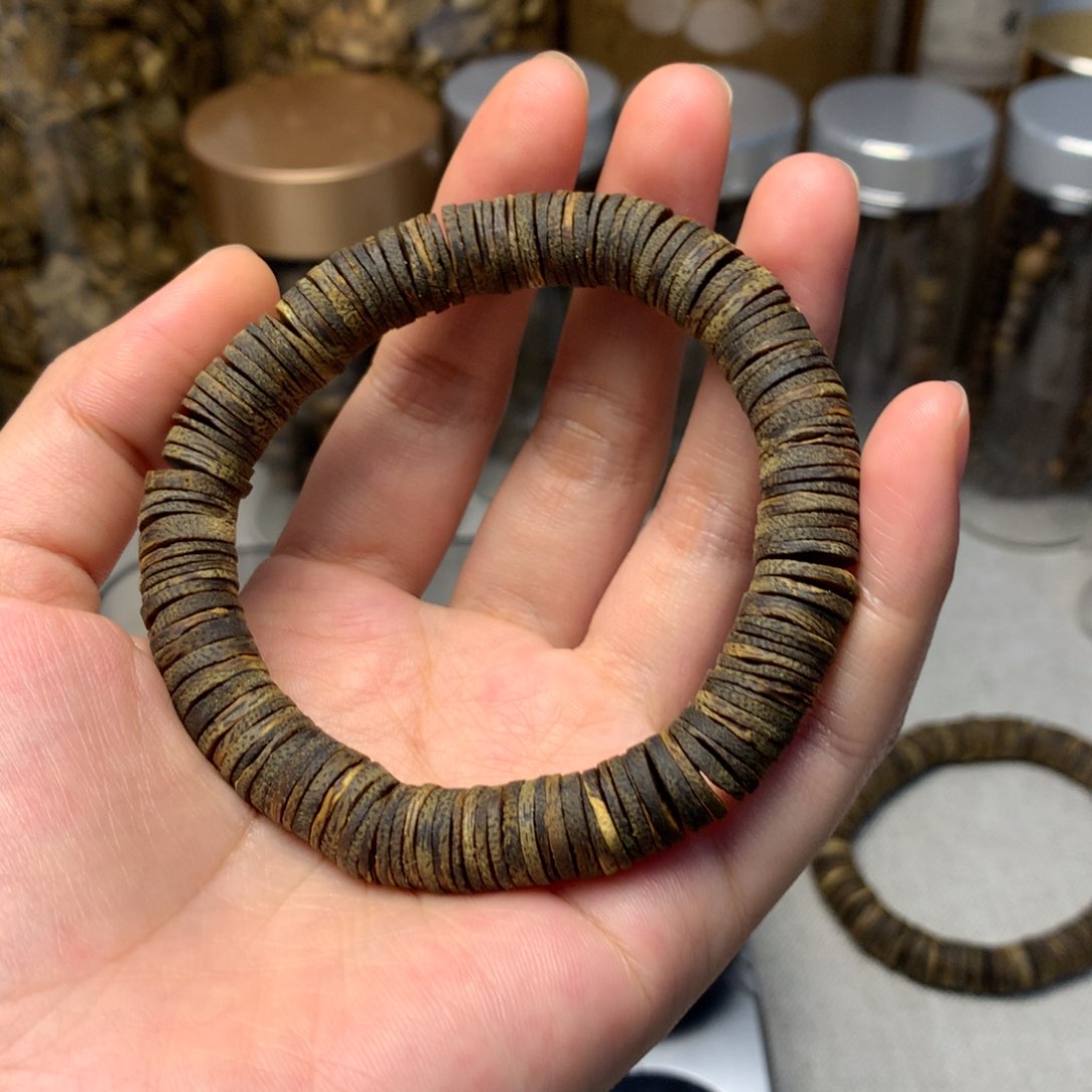 手串沉香海南红骨凹身卡10药片保15克+多样性发一