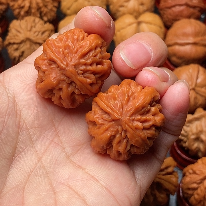 吊坠文玩核桃京八棱