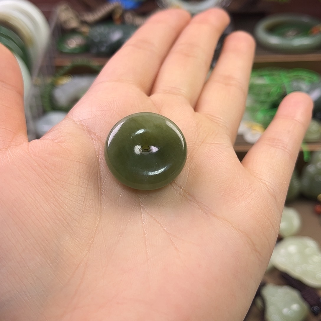 和田玉吊坠(赠链)银S925镶嵌致***使