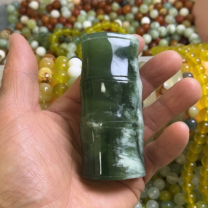 合金蛇纹石玉颈饰