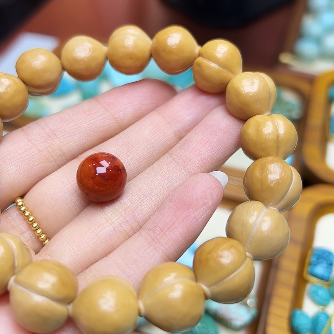 鸢***猴头核桃吊坠猴头核桃