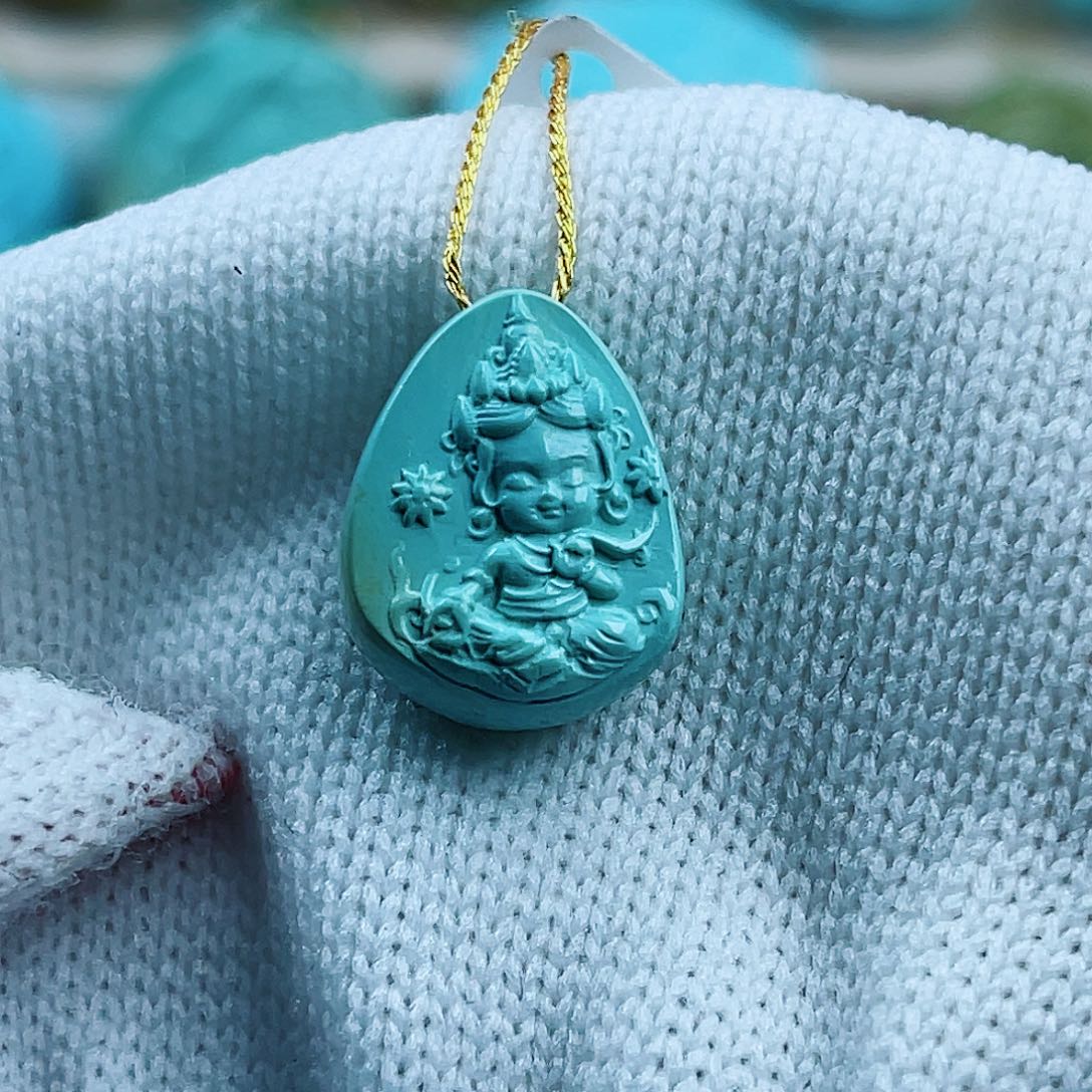 绿松石未镶嵌珠宝奇石