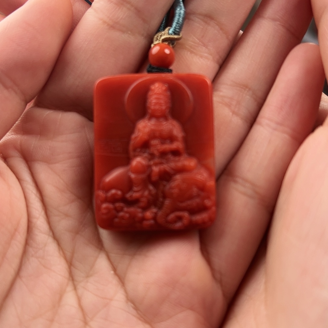 南红玛瑙吊坠未镶嵌