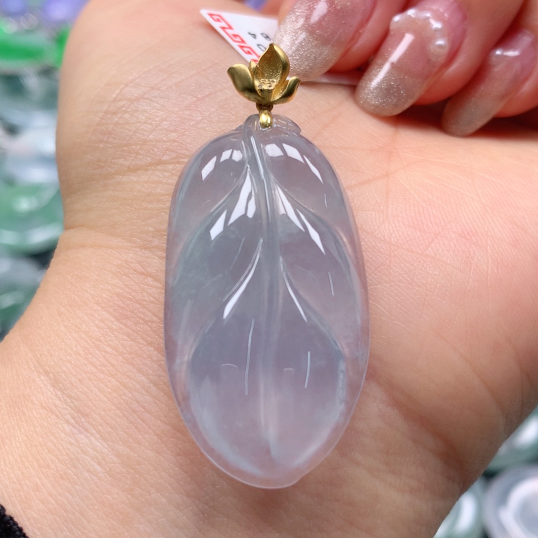 翡翠颈饰18K金镶嵌天然翡翠