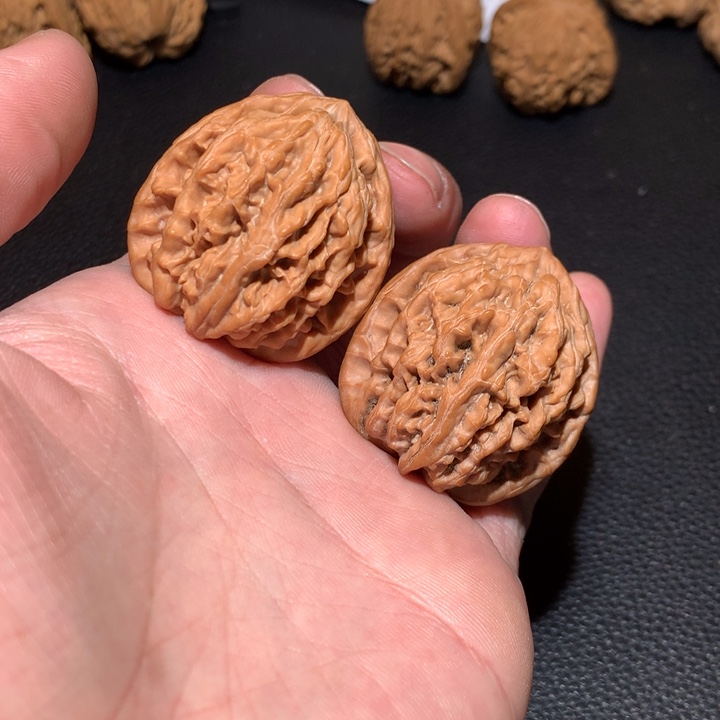 文玩核桃把件饕餮纹36