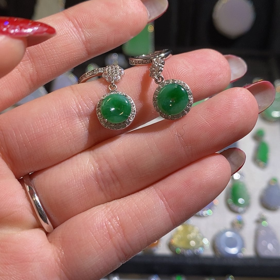 翡翠耳饰银S925镶嵌天然翡翠