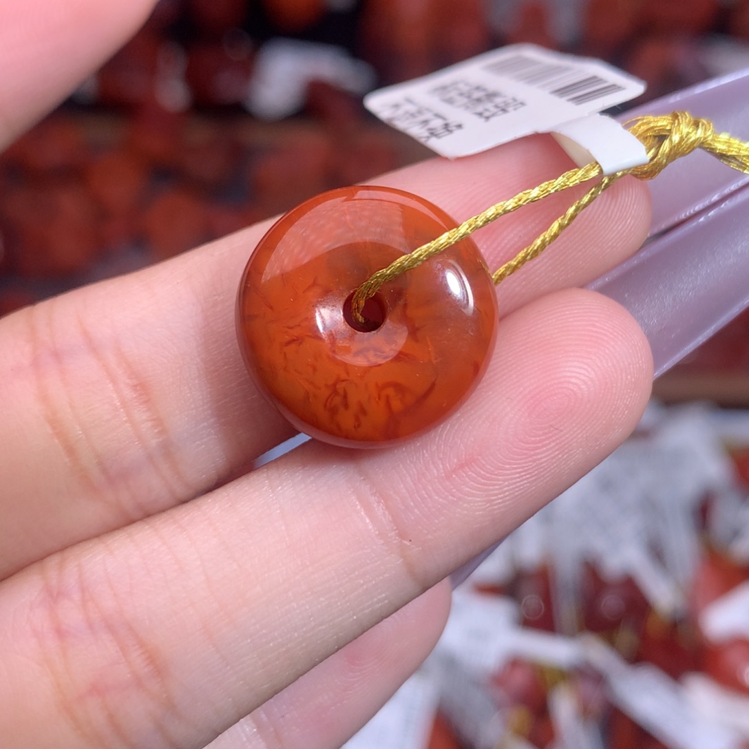 南红玛瑙未镶嵌珠宝半成品平安扣