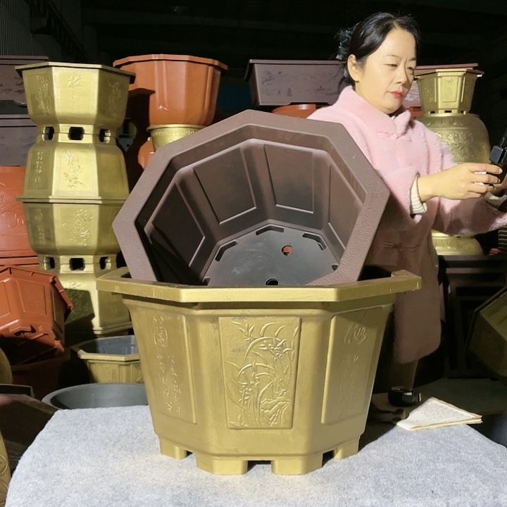 岁***。八角古铜六零两个圆盆两个