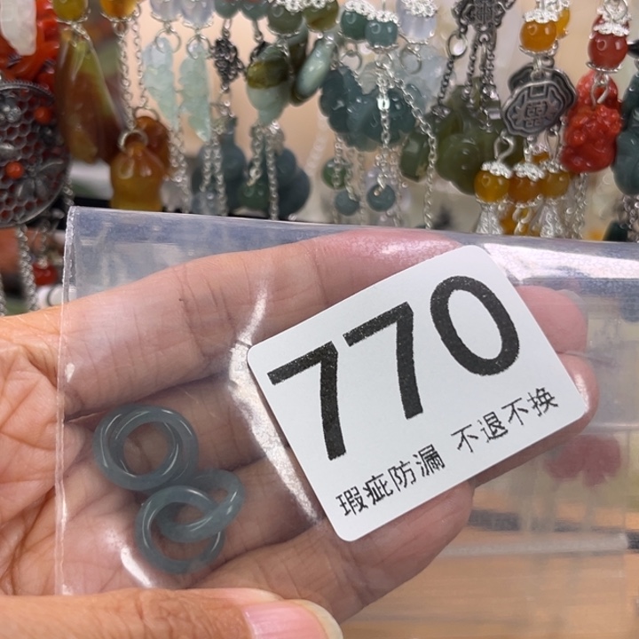 未镶嵌岫玉发饰牧*