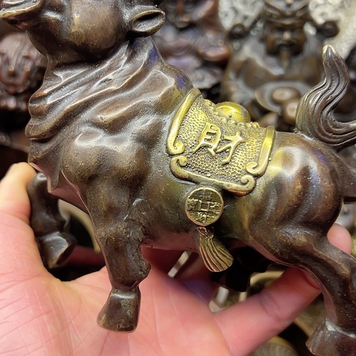 专属定制精美铜摆件