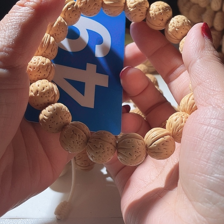 大***7吊坠桃核桃核手串肌肉49