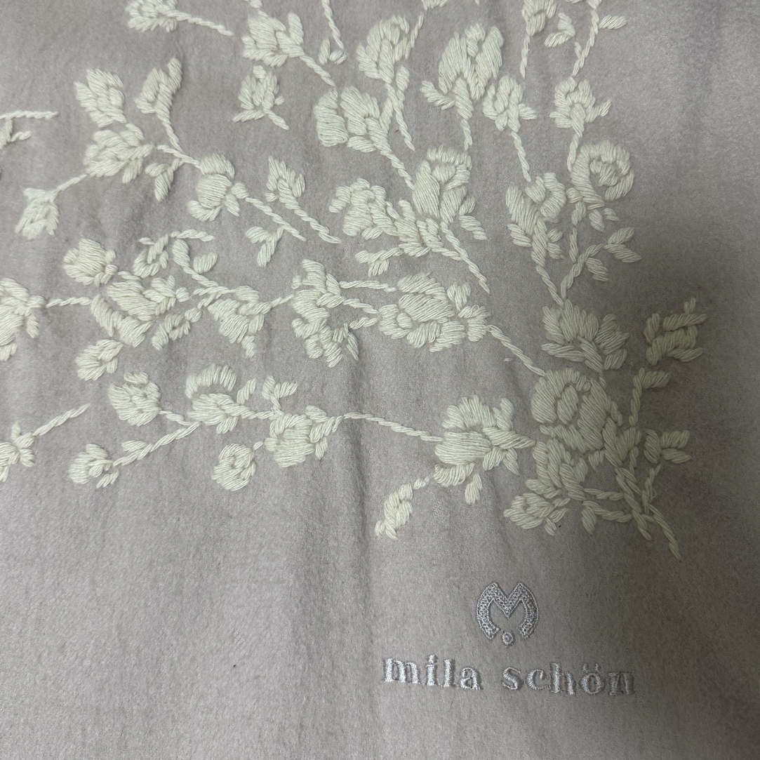 日制羊绒围巾时尚