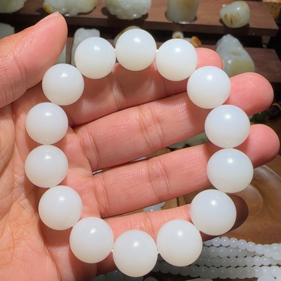 护***航和田玉未镶嵌手链