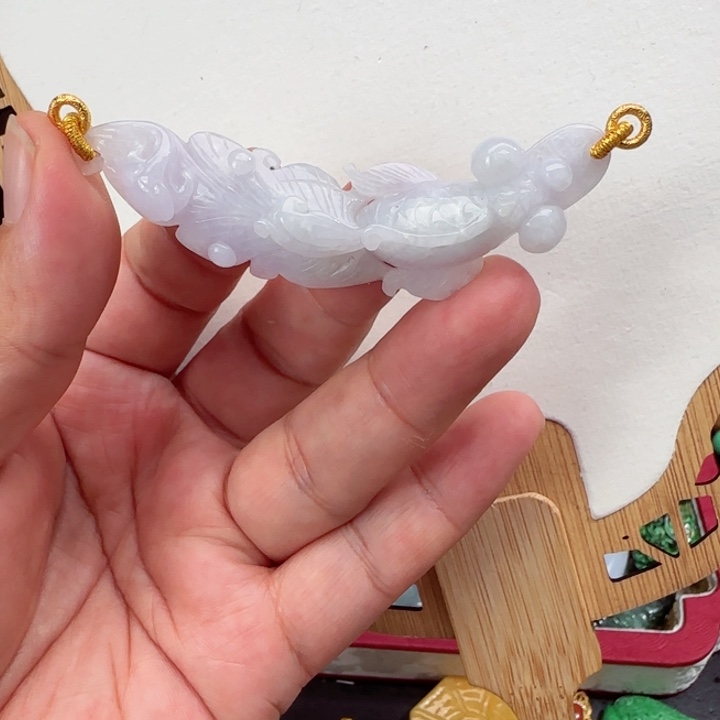 翡翠未镶嵌颈饰国风