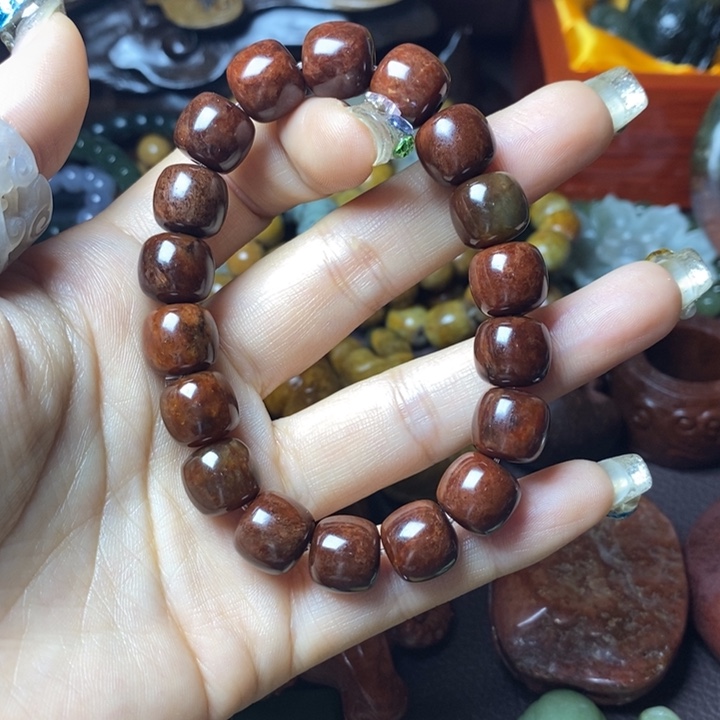 透闪石质玉手链未镶嵌