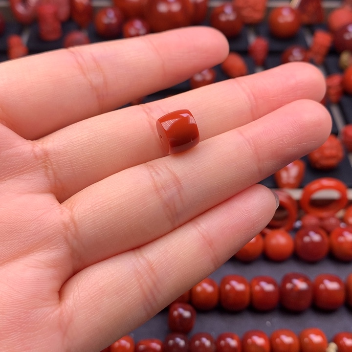 南红玛瑙未镶嵌直切单珠9.3MM