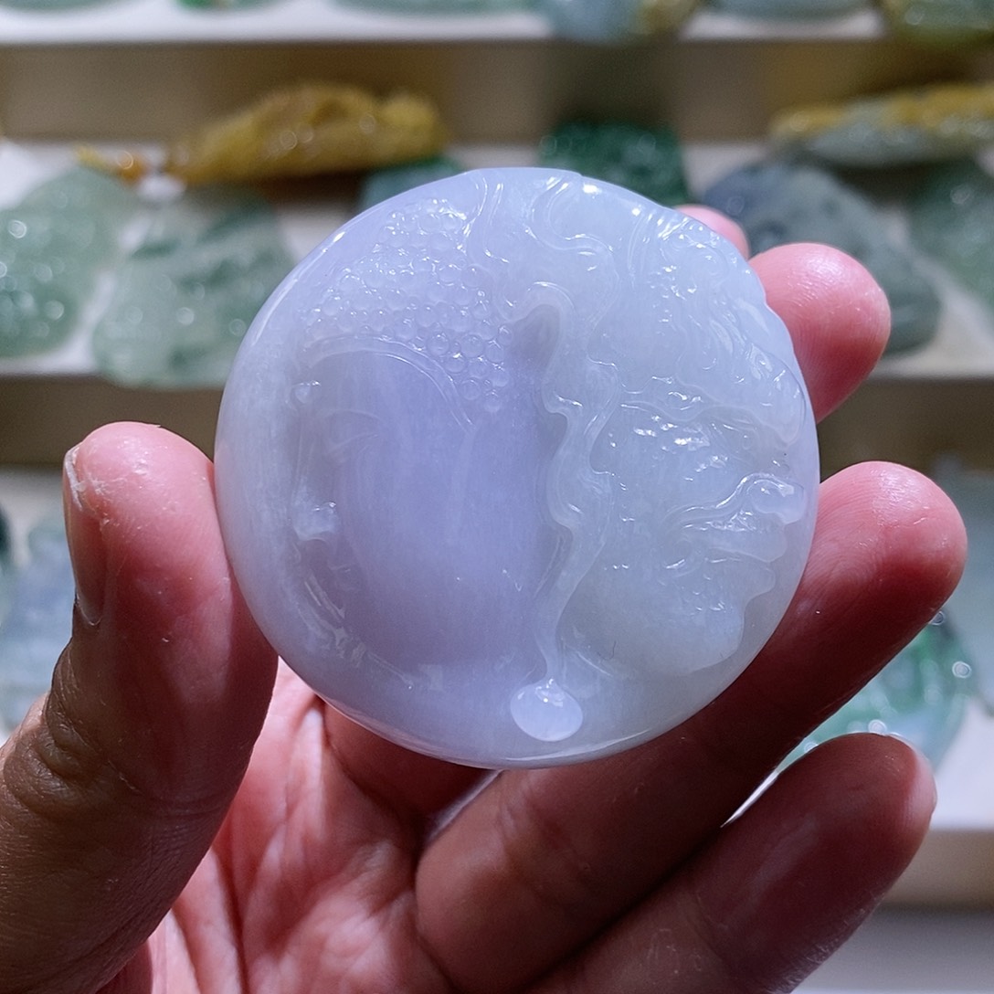 【闪购商品】翡翠颈饰未镶嵌一念