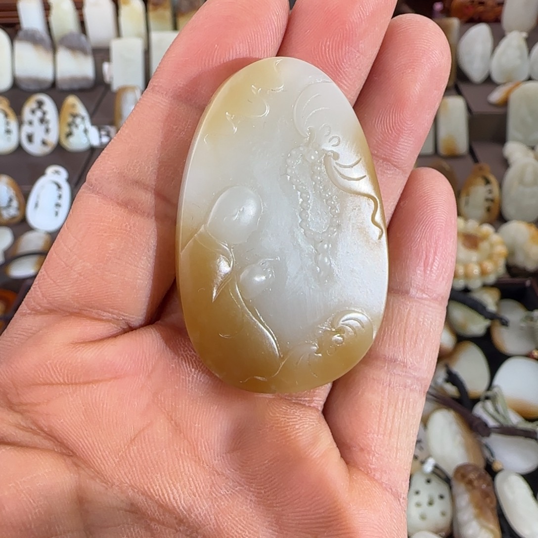 和田玉（糖玉）未镶嵌颈饰【悟道牌】