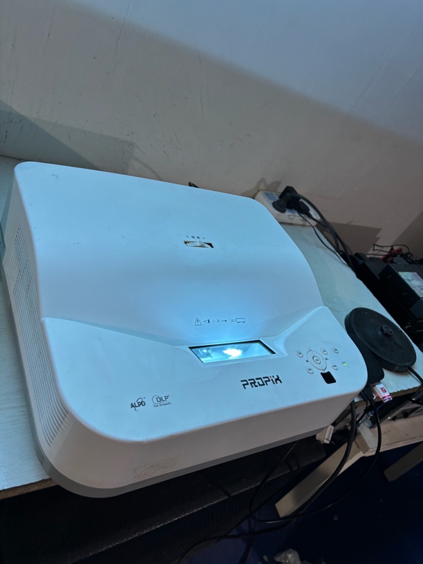 9新  二手 派克斯激光超短焦 运费自理