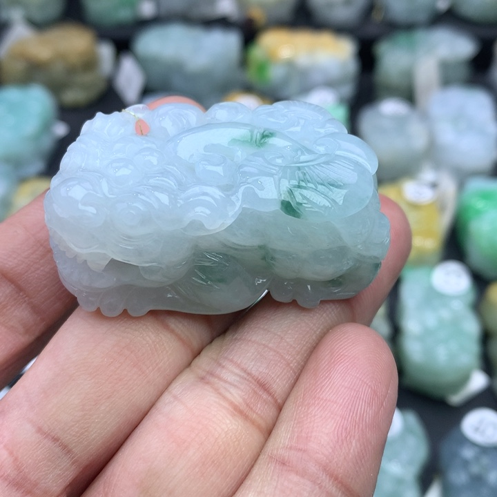 翡翠颈饰未镶嵌游*游天然缅甸翡翠招财貔貅吊坠