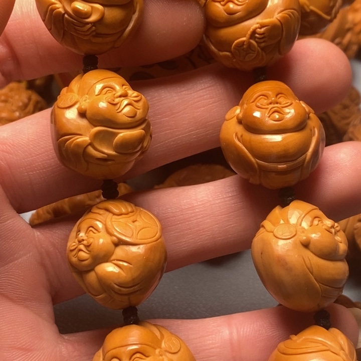 橄榄核手串金*环橄榄核的颜色是