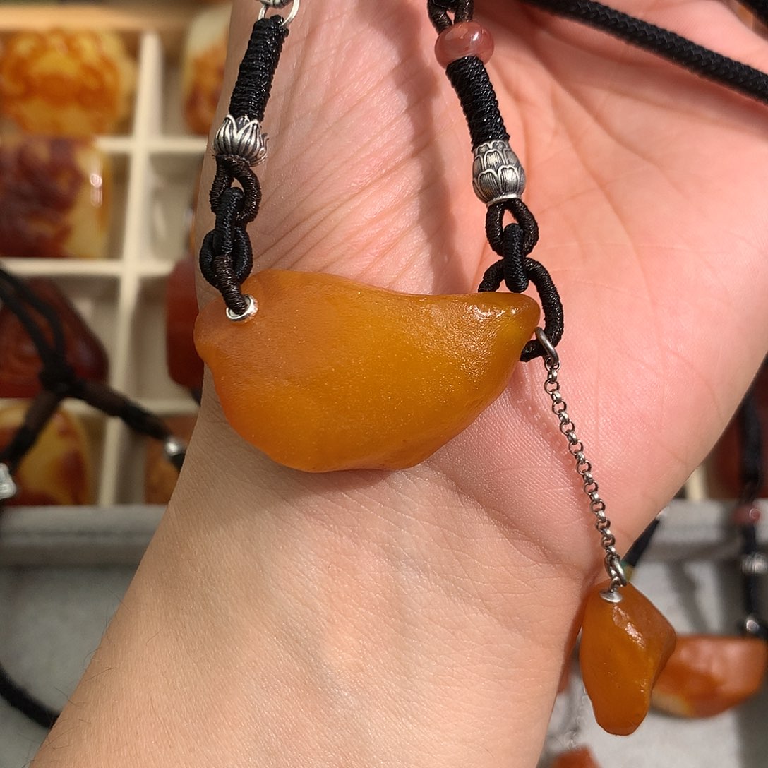 蜜蜡裸石未镶嵌你