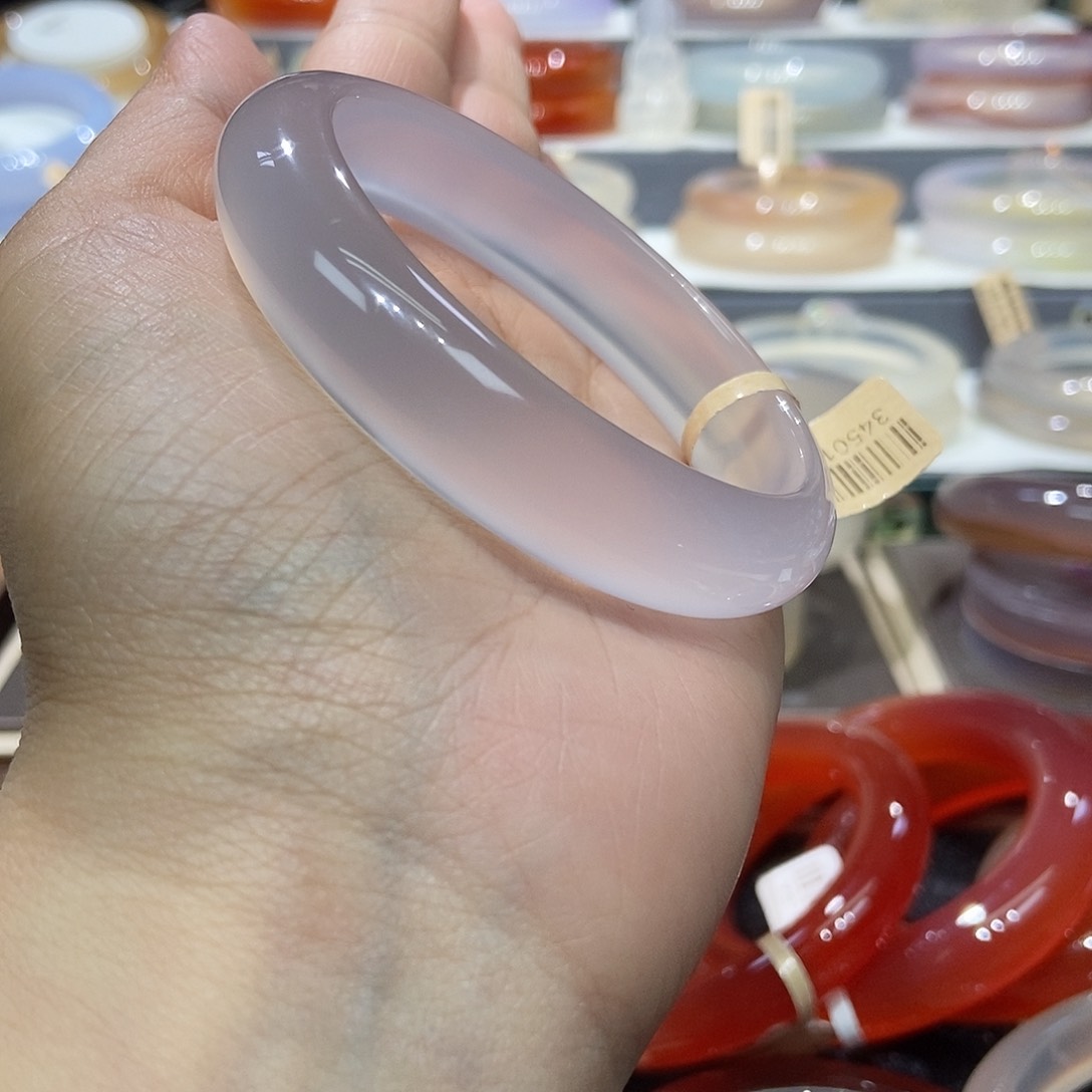 玛瑙/玉髓手镯未镶嵌小**子