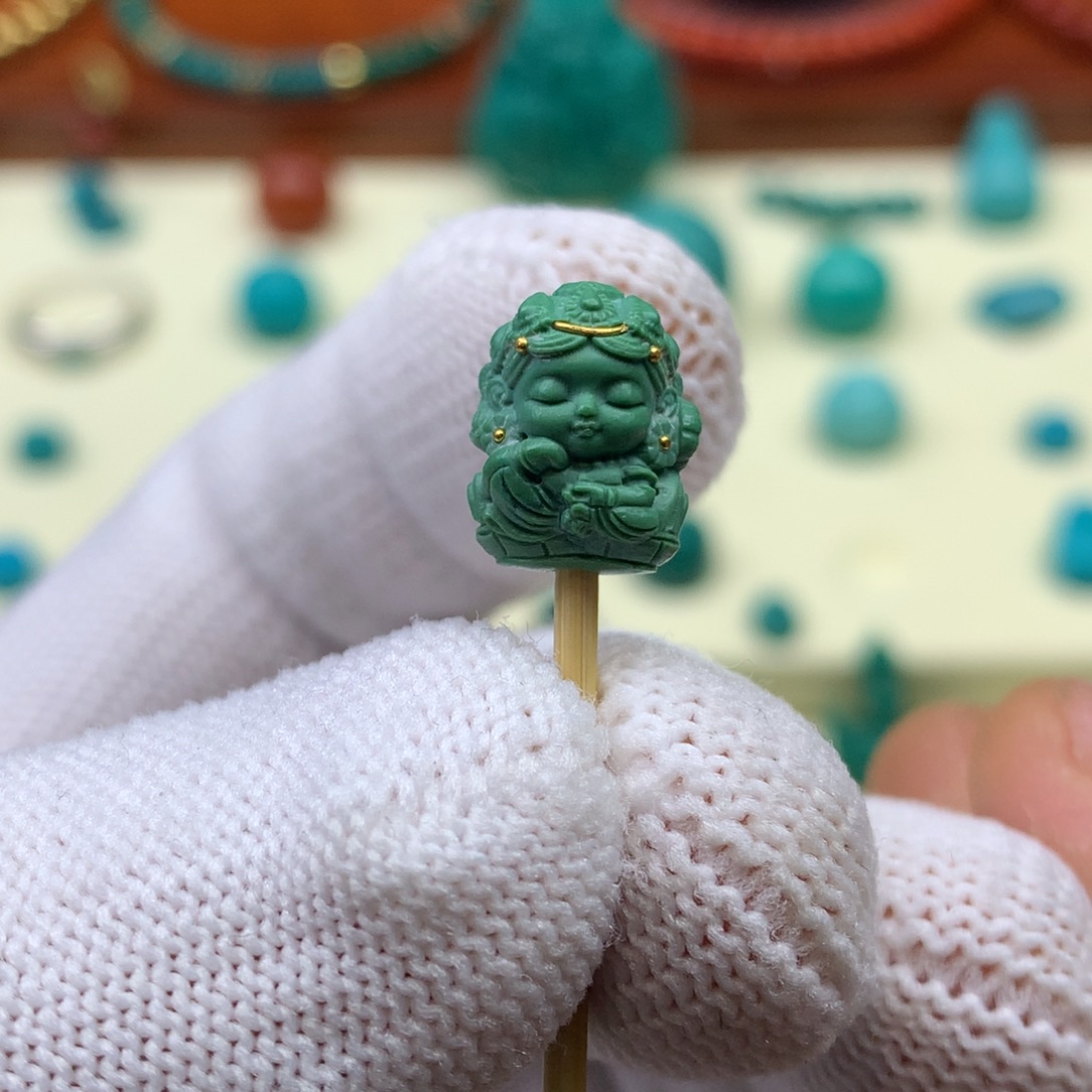 孔****绿松石未镶嵌绿松石