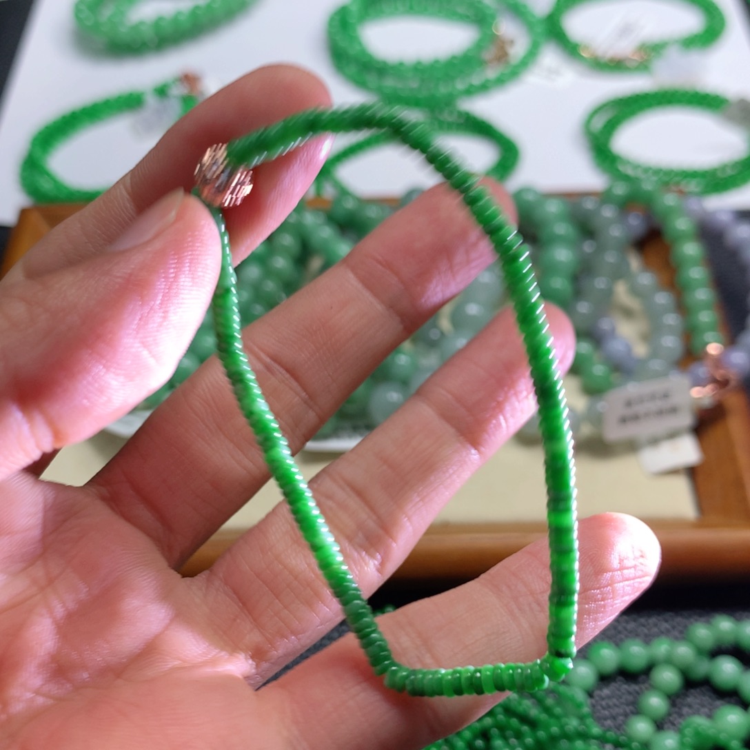 翡翠未镶嵌手链翡翠