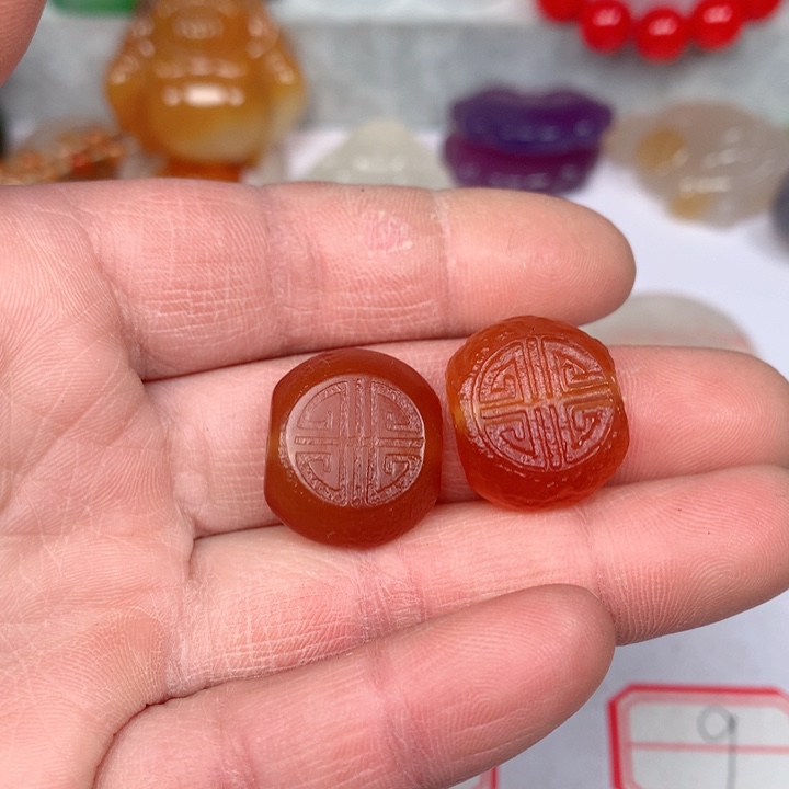 玛瑙/玉髓颈饰未镶嵌误**间