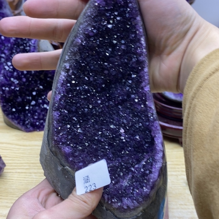紫晶大型摆件（非配饰）未镶嵌