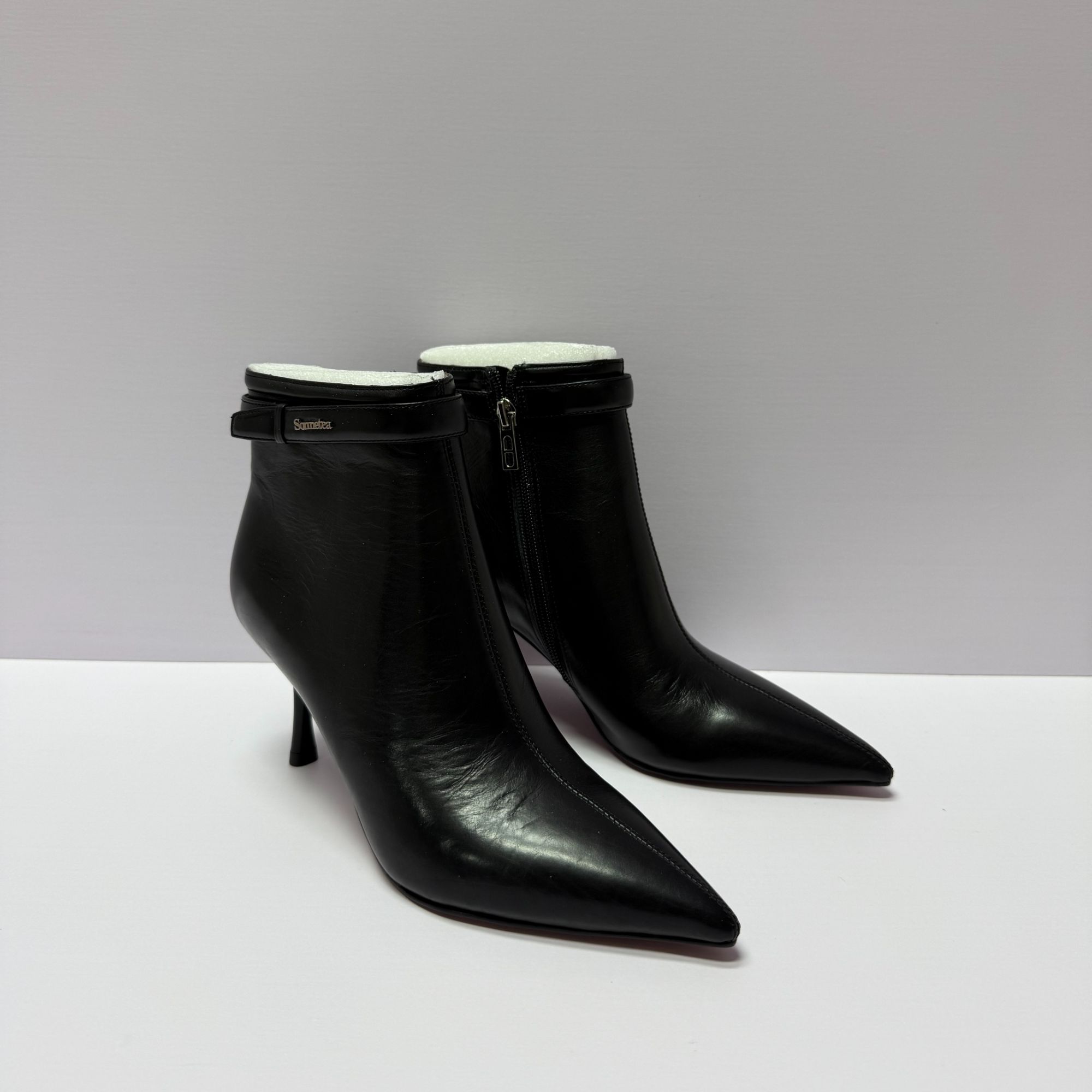 2025年秋冬新款漂亮时装靴女士短靴女靴单里气质冬季细跟百搭单里