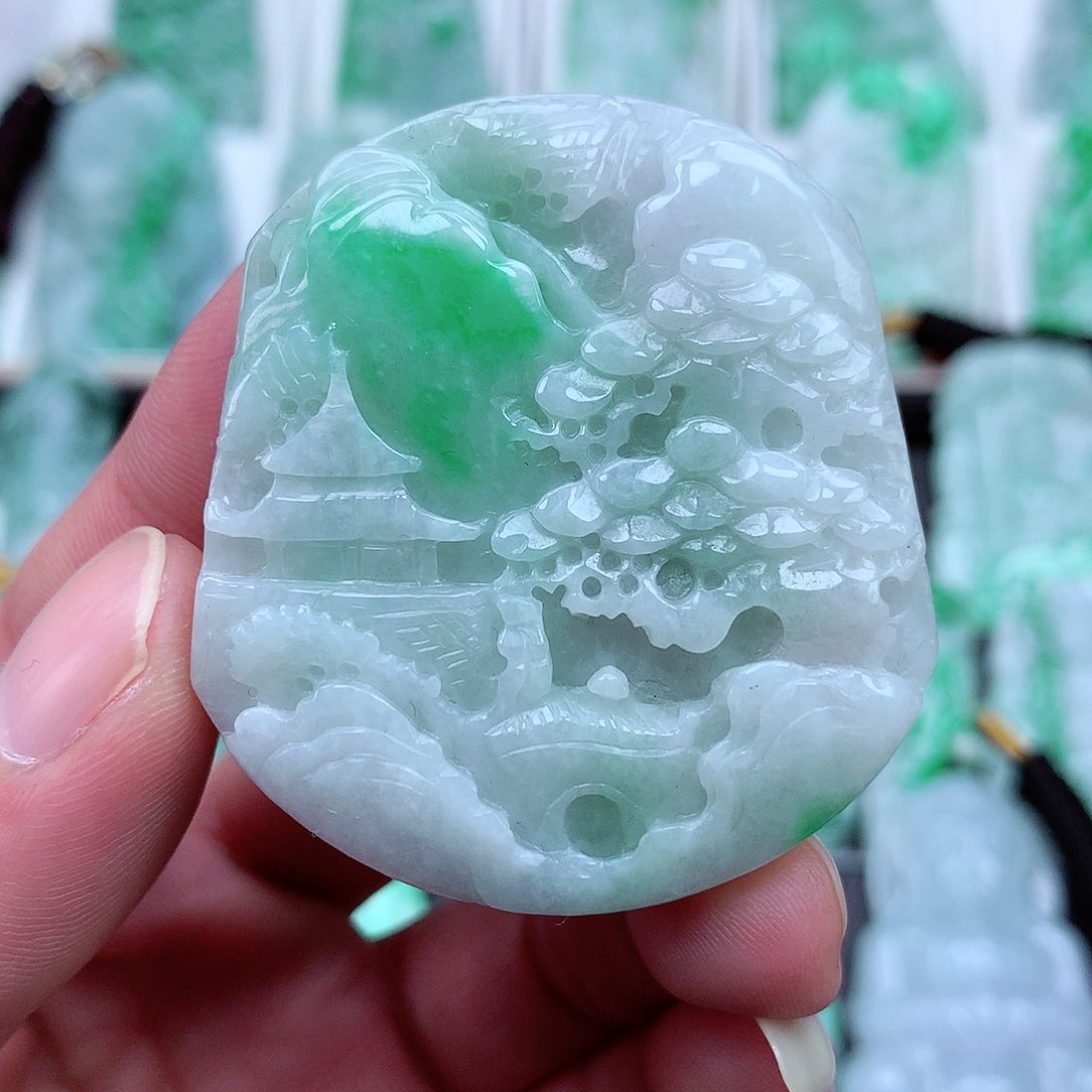 翡翠颈饰未镶嵌翡翠吊坠