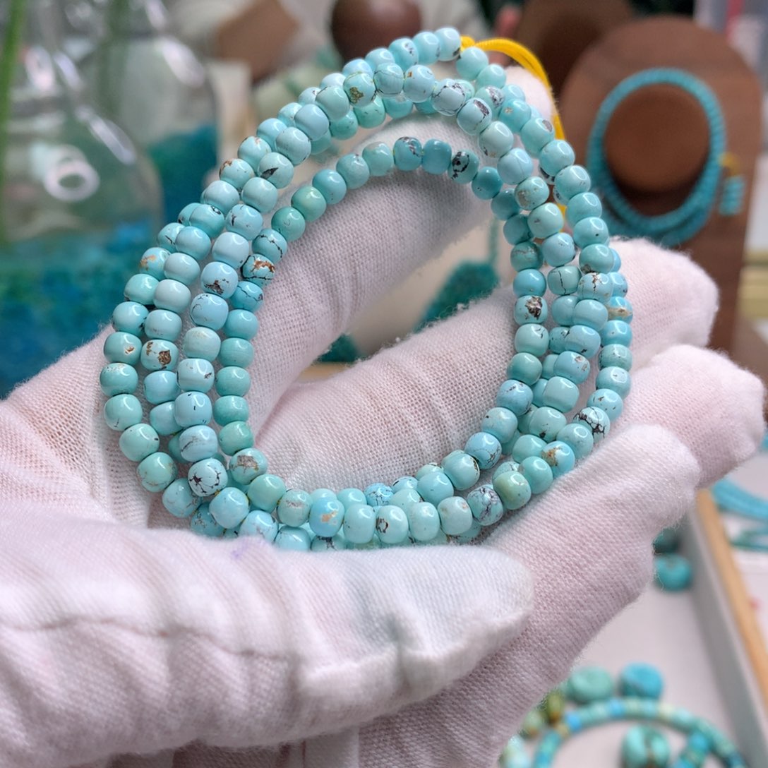 绿松石未镶嵌饰品