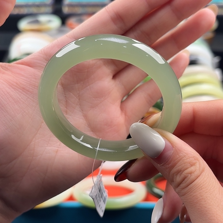 未镶嵌手镯和田玉52.1