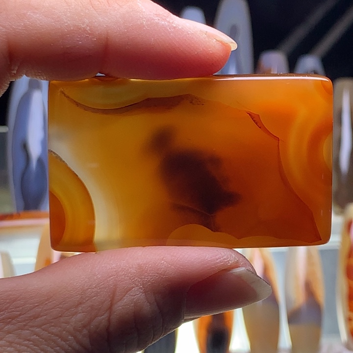 玛瑙/玉髓颈饰未镶嵌100