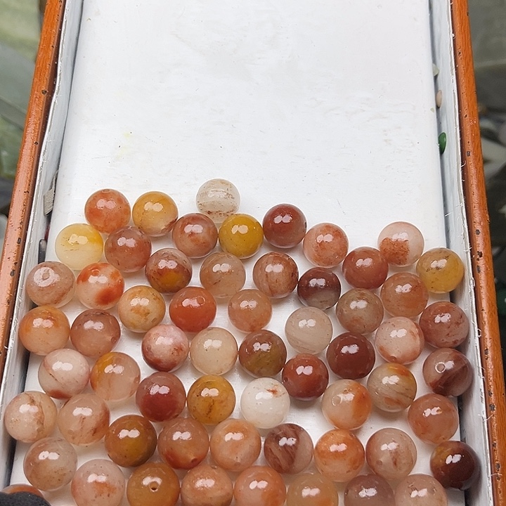 未镶嵌和田玉（翠青玉）珠宝奇石