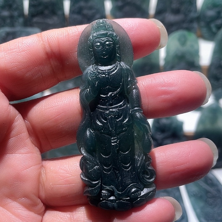 定制翡翠未镶嵌观音