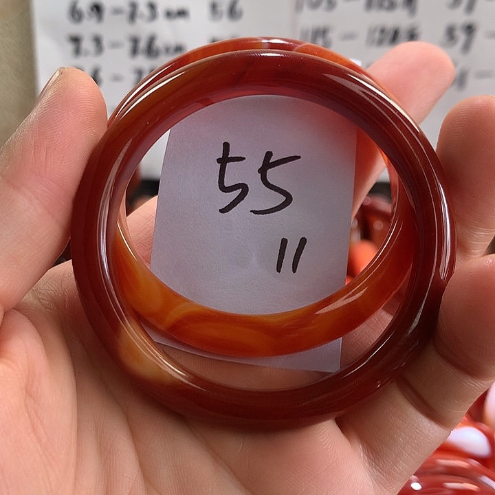 手镯玛瑙/玉髓未镶嵌