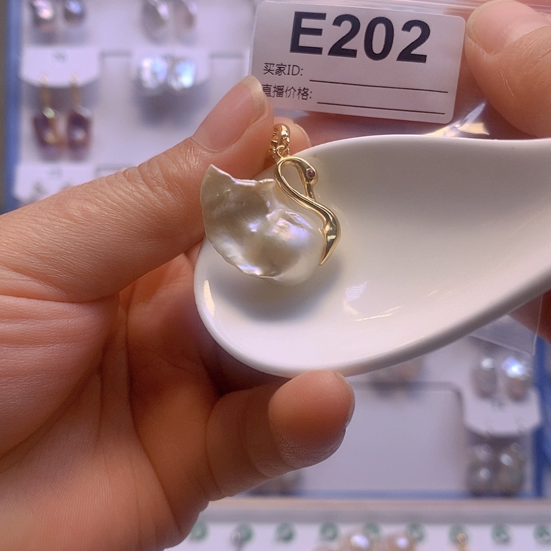 淡水珍珠颈饰银S925镶嵌